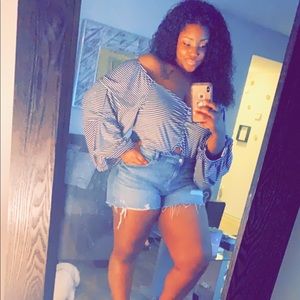 Meet your Posher, Shyra theproblem